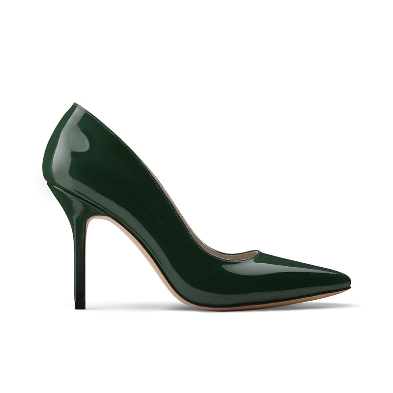 Green lacquered pumps