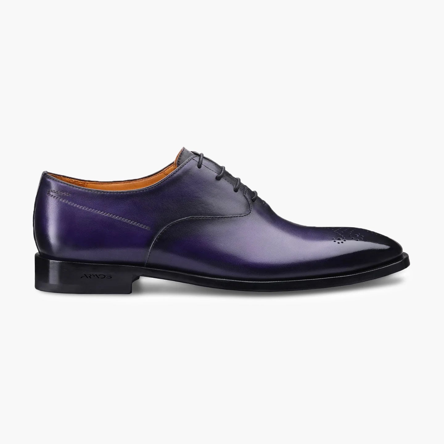 Perforated oxford shoes