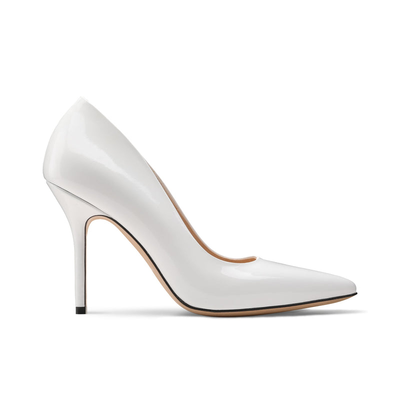 White classic pumps shoes