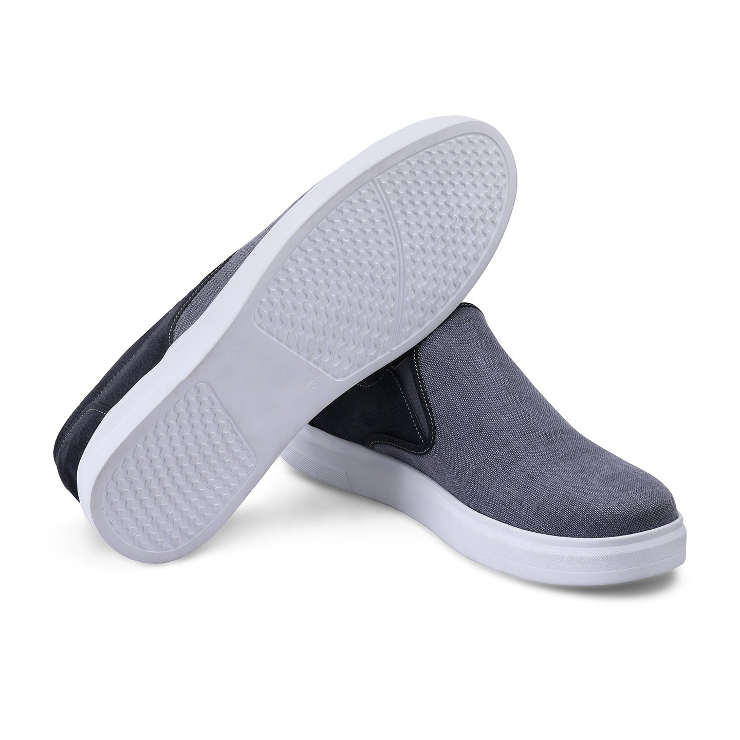 Linen fiber slip-ons