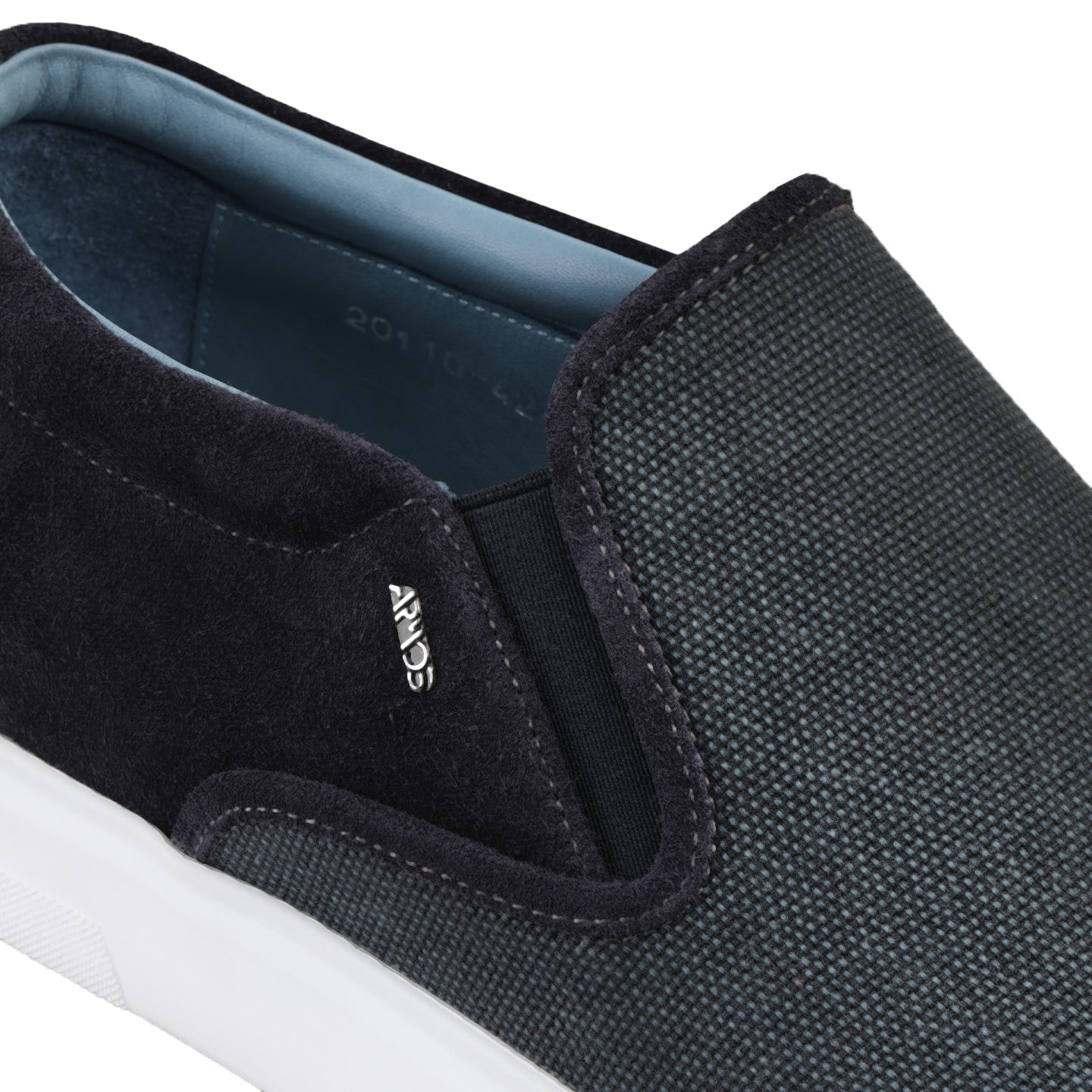 Linen fiber slip-ons