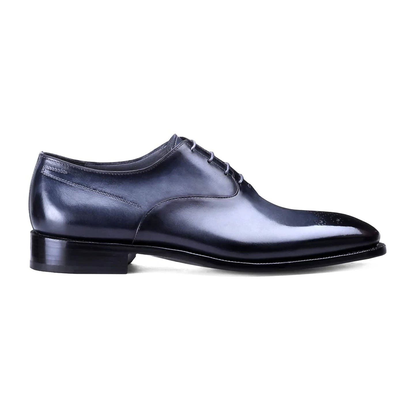 Patinated oxford shoes